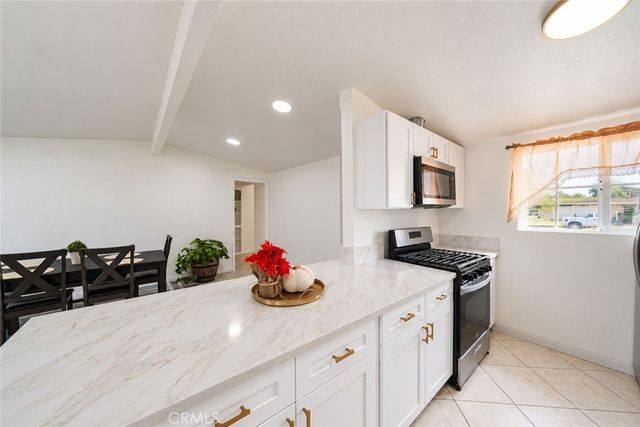 11961 Sandy, Anaheim, CA 92804
