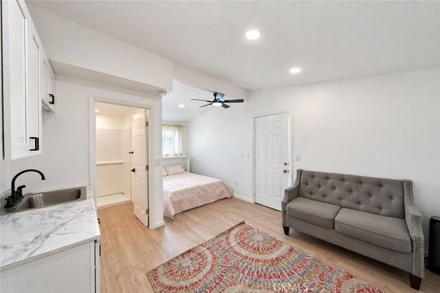 11961 Sandy, Anaheim, CA 92804