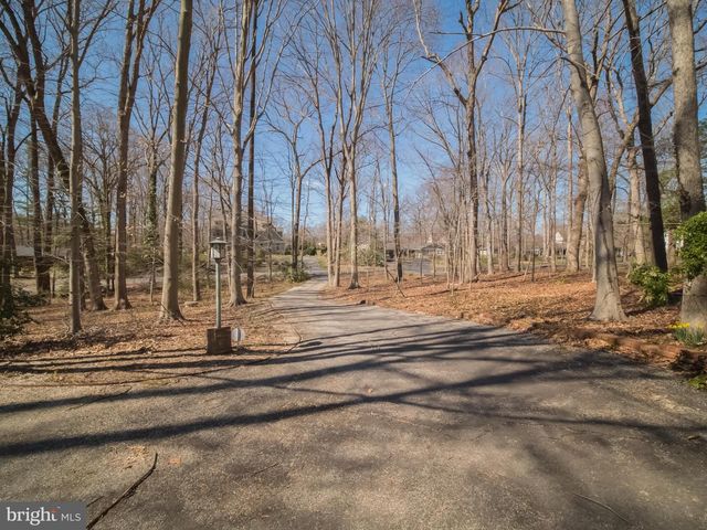 4313 WOODLARK DR, Annandale, VA 22003