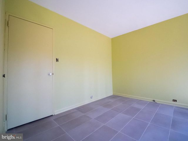 4313 WOODLARK DR, Annandale, VA 22003