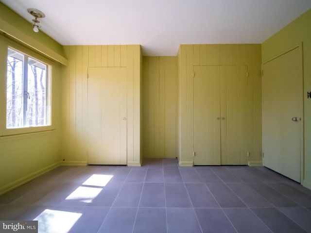 4313 WOODLARK DR, Annandale, VA 22003
