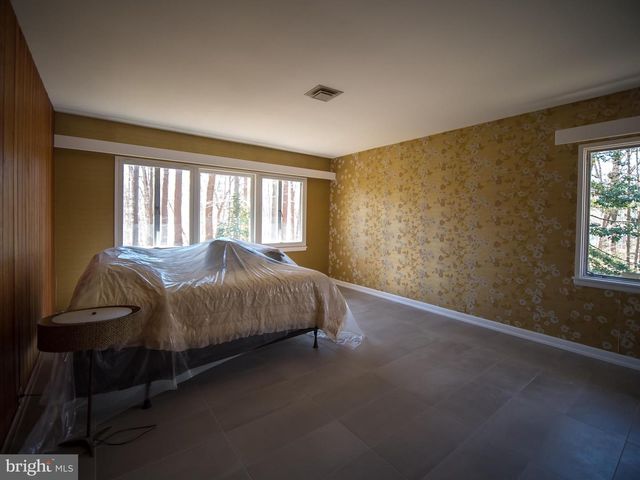 4313 WOODLARK DR, Annandale, VA 22003