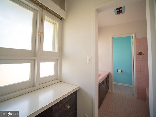 4313 WOODLARK DR, Annandale, VA 22003