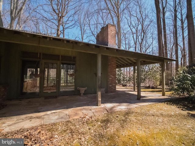 4313 WOODLARK DR, Annandale, VA 22003