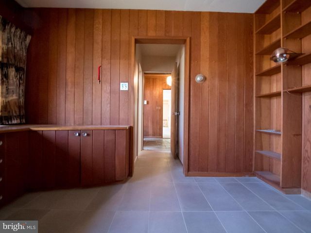 4313 WOODLARK DR, Annandale, VA 22003
