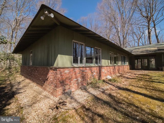 4313 WOODLARK DR, Annandale, VA 22003