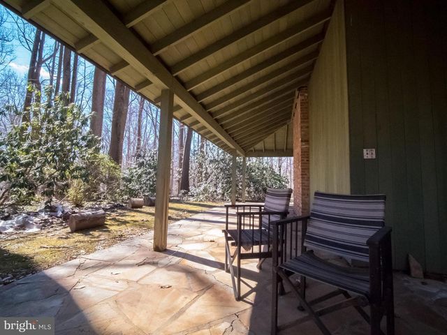 4313 WOODLARK DR, Annandale, VA 22003