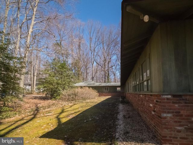 4313 WOODLARK DR, Annandale, VA 22003