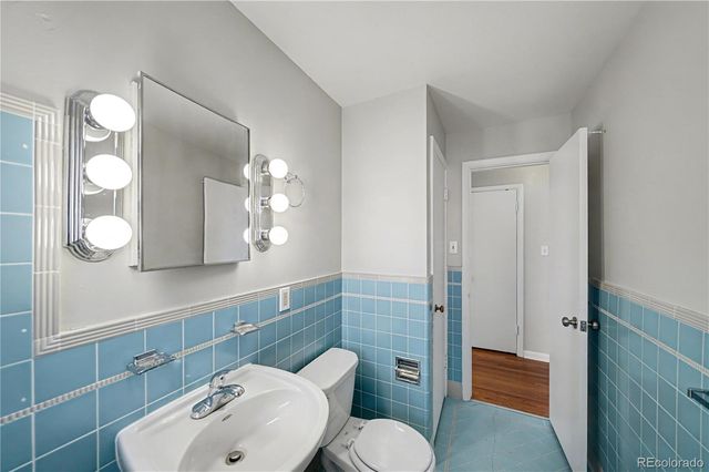 1461 N Jasmine 2, Denver, CO 80220