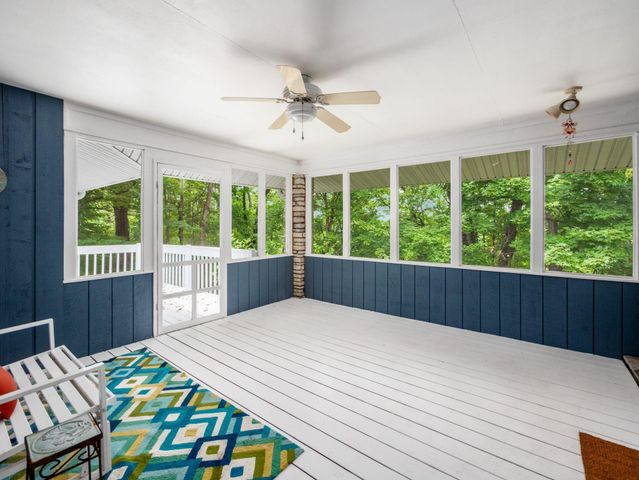 6107 Riverside Drive, Powell, OH 43065
