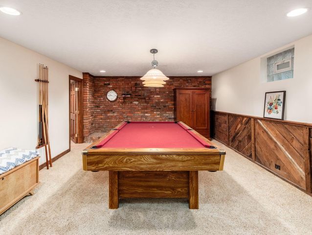 6107 Riverside Drive, Powell, OH 43065