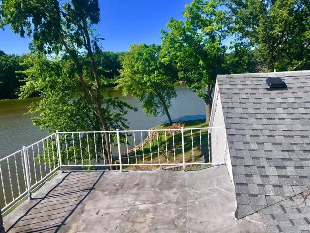 1234 River Terrace, Hobart, IN 46342