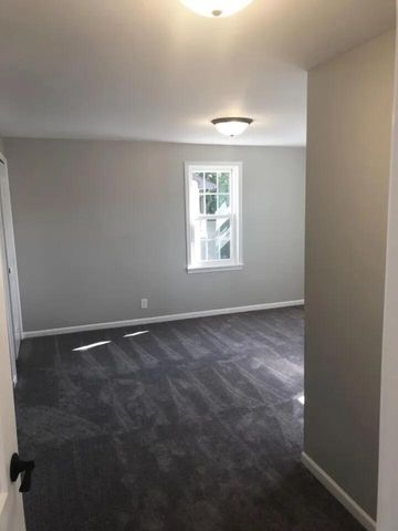 1234 River Terrace, Hobart, IN 46342