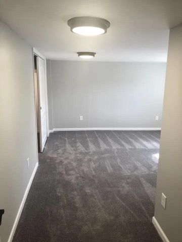 1234 River Terrace, Hobart, IN 46342