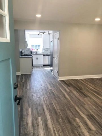 1234 River Terrace, Hobart, IN 46342