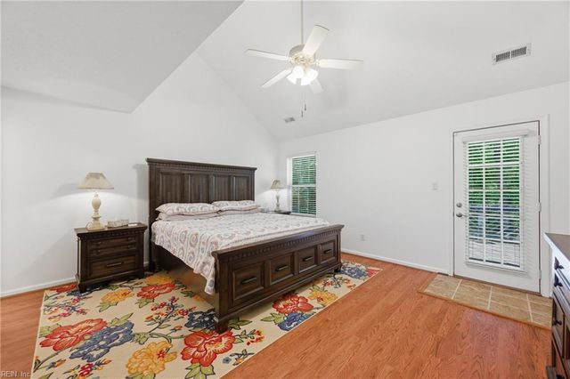116 Lake Pointe DR, Newport News, VA 23603