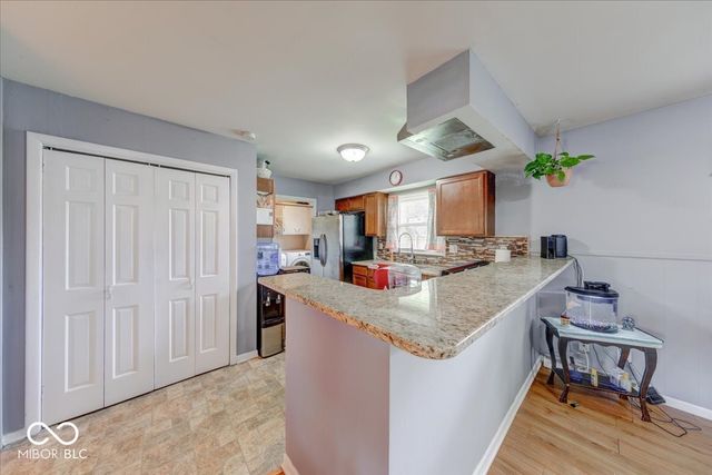 7604 Hillcrest Drive, Mooresville, IN 46158
