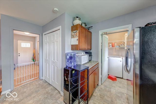 7604 Hillcrest Drive, Mooresville, IN 46158
