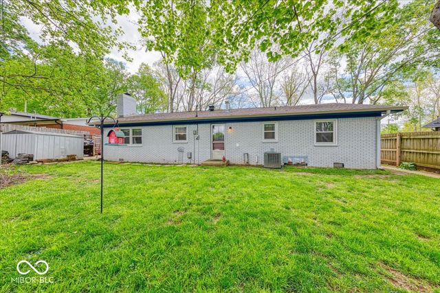7604 Hillcrest Drive, Mooresville, IN 46158
