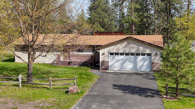 16610 N Suncrest Dr, Nine Mile Falls, WA 99026