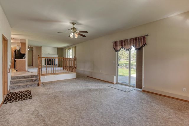 16610 N Suncrest Dr, Nine Mile Falls, WA 99026