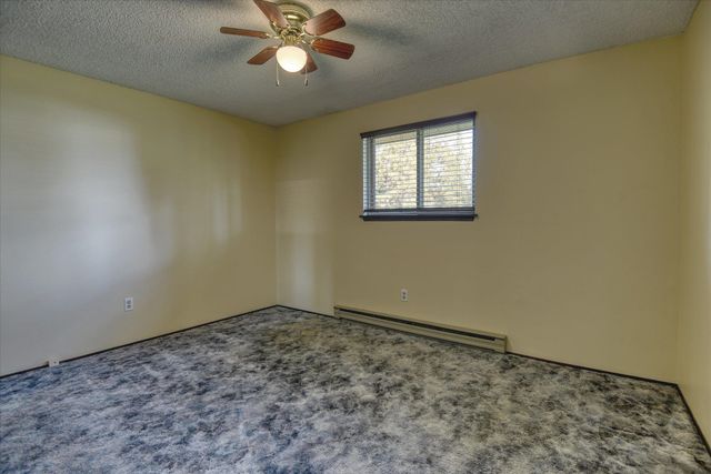 16610 N Suncrest Dr, Nine Mile Falls, WA 99026