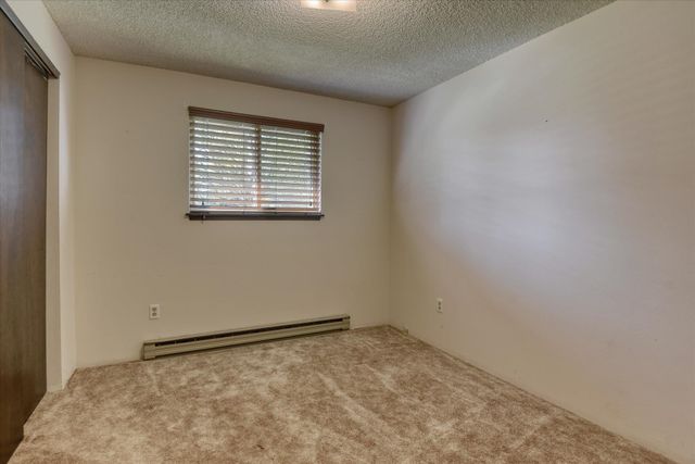 16610 N Suncrest Dr, Nine Mile Falls, WA 99026