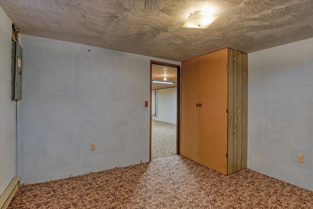 16610 N Suncrest Dr, Nine Mile Falls, WA 99026