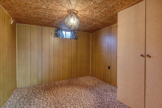 16610 N Suncrest Dr, Nine Mile Falls, WA 99026