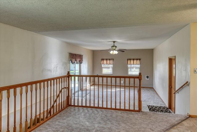 16610 N Suncrest Dr, Nine Mile Falls, WA 99026