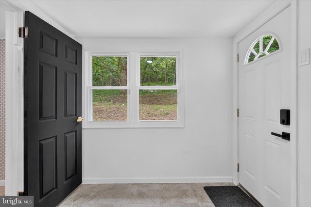 140 CREEK RD, Shermans Dale, PA 17090