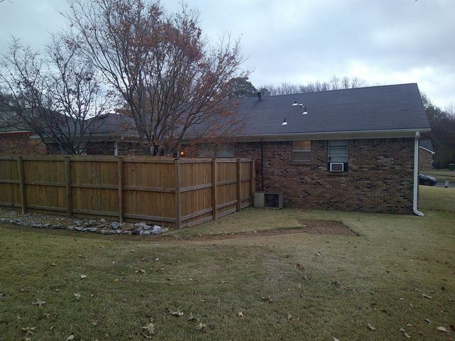 4417 CIMMARON DR, Memphis, TN 38109