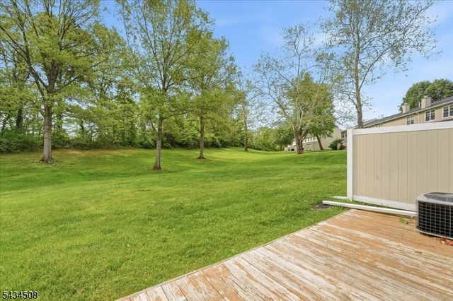 293 Gettysburg Way, Lincoln Park Boro, NJ 07035