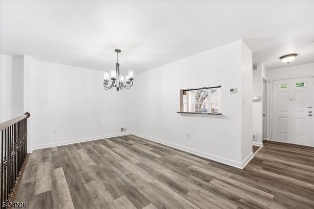 293 Gettysburg Way, Lincoln Park Boro, NJ 07035