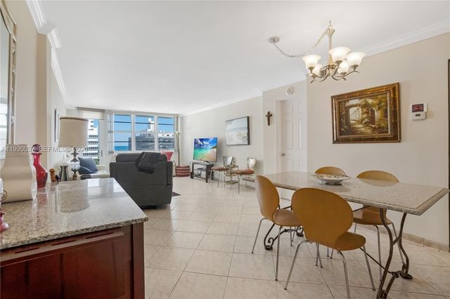 245 18th St 904, Miami Beach, FL 33139