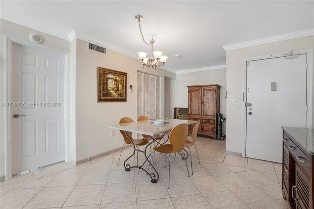 245 18th St 904, Miami Beach, FL 33139