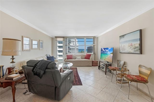 245 18th St 904, Miami Beach, FL 33139