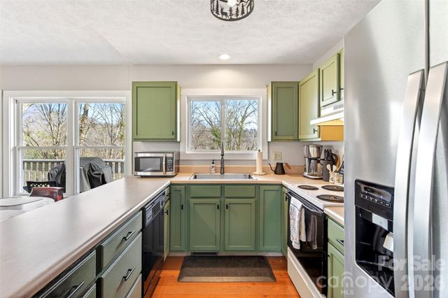 119 Sherwood Drive, Lake Lure, NC 28746