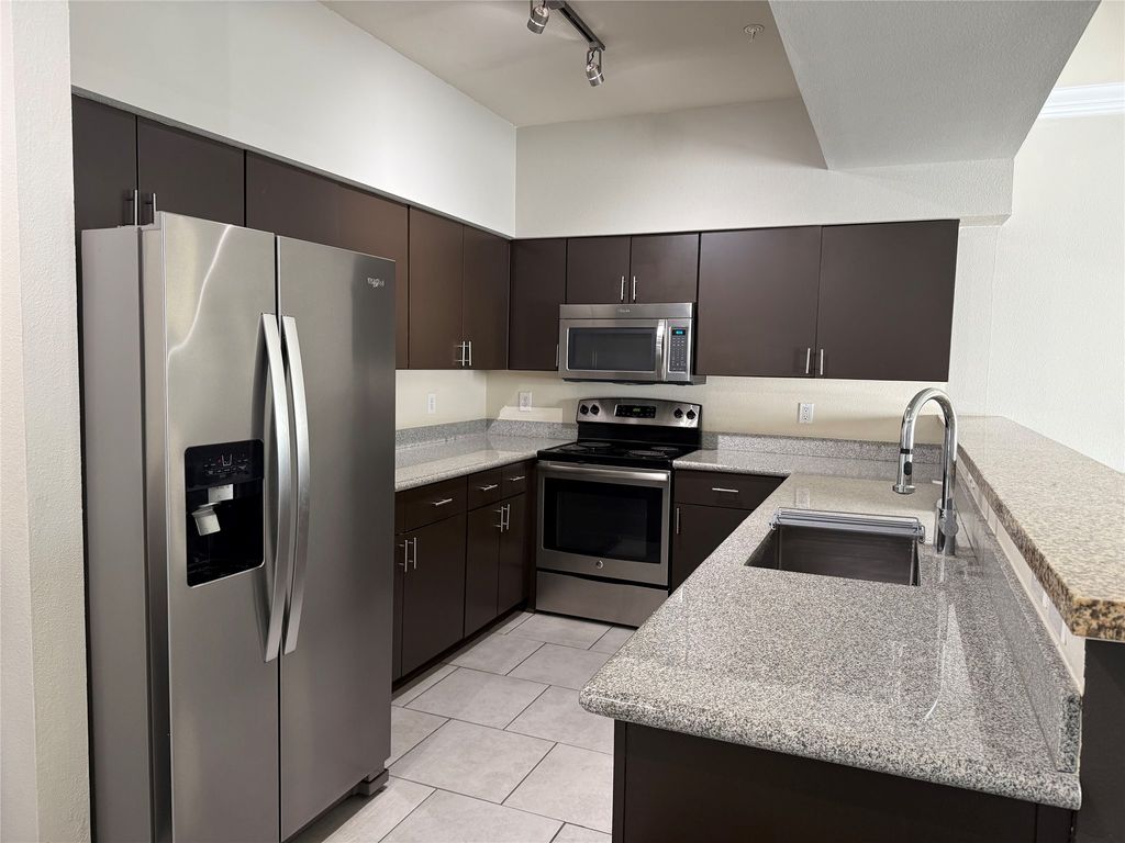 3102 Kings Road 3305, Dallas, TX 75219