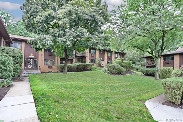 6 W Lawrence Park Drive 2, Piermont, NY 10968