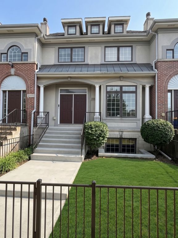 2005 Alta Vista Court 2005, Naperville, IL 60563