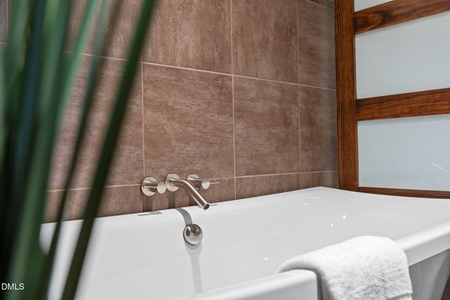 614 Capital Boulevard Unit 208, Raleigh, NC 27603