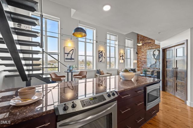 614 Capital Boulevard Unit 208, Raleigh, NC 27603