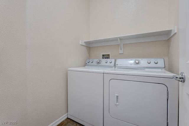 9181 Woodland Cove Court, Las Vegas, NV 89123