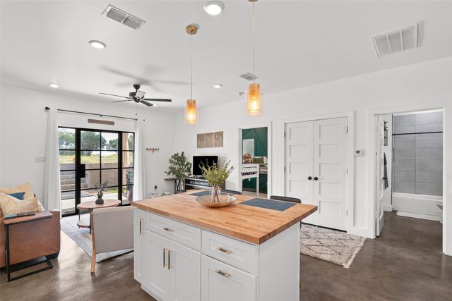 4092 Overlook Way, Weatherford, TX 76085