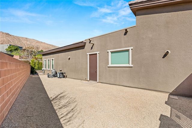 6321 Mojave Sky Street, Las Vegas, NV 89135