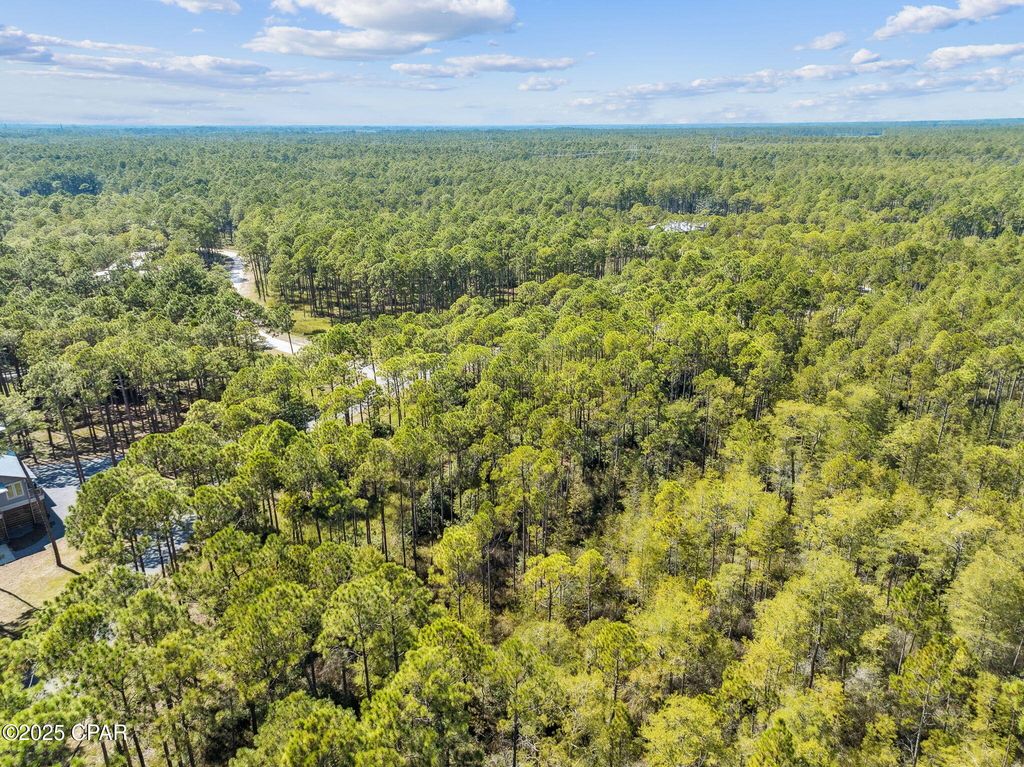 Image 16 of property listing at 7628 Coastal Hammock, Panama City Beach, FL 32413