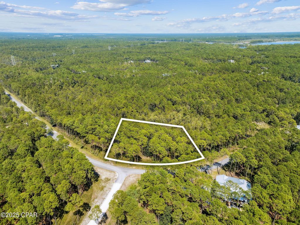 Image 8 of property listing at 7628 Coastal Hammock, Panama City Beach, FL 32413