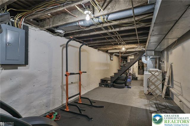 708 Pardee Street, Easton, PA 18042