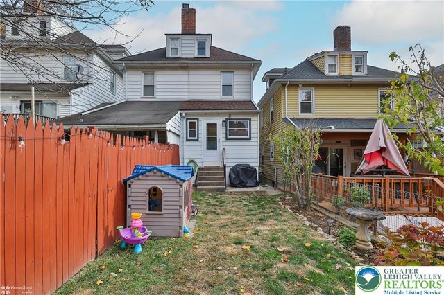 708 Pardee Street, Easton, PA 18042